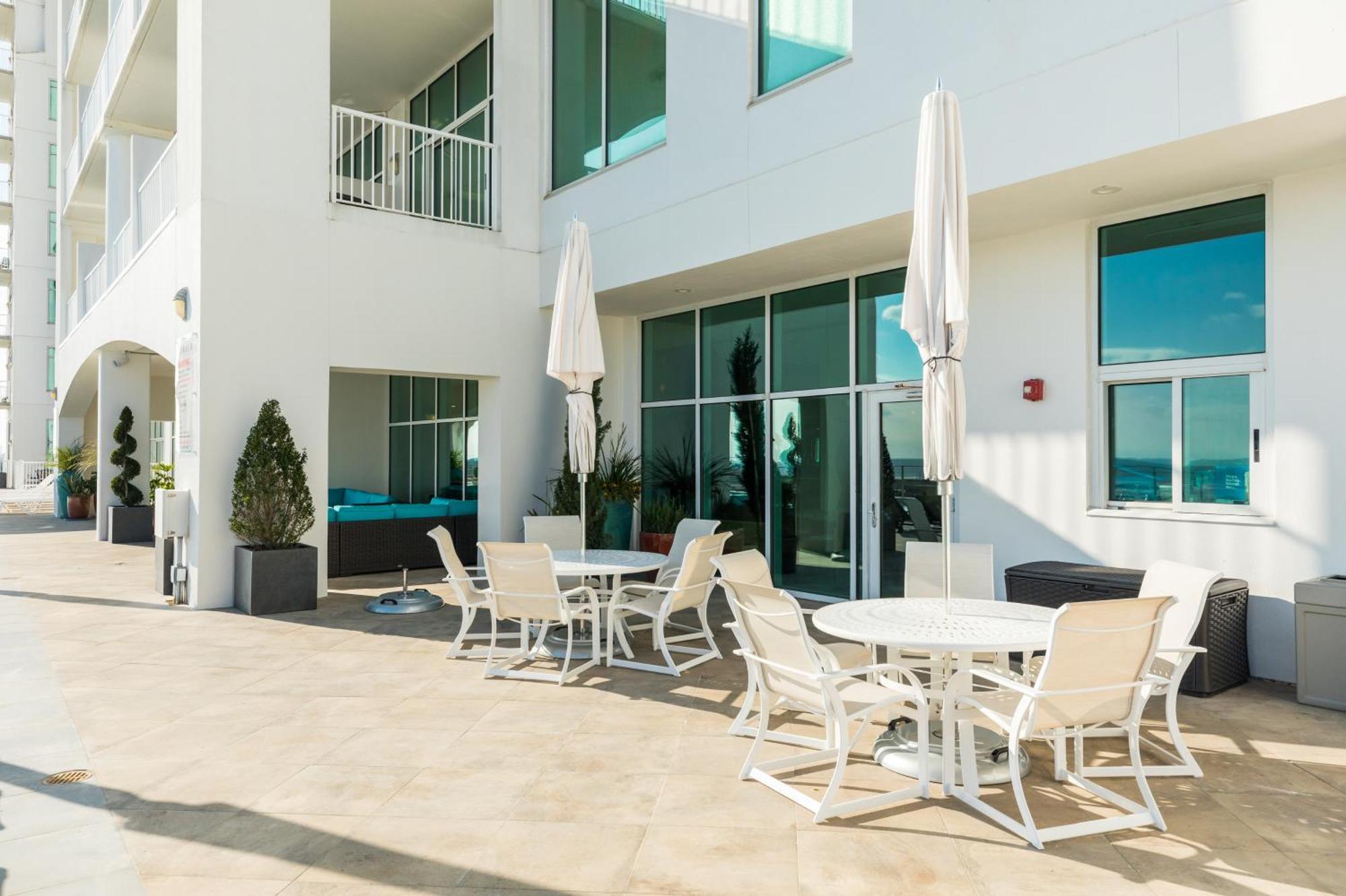 Emerald By The Sea Retreat Galveston Exterior photo