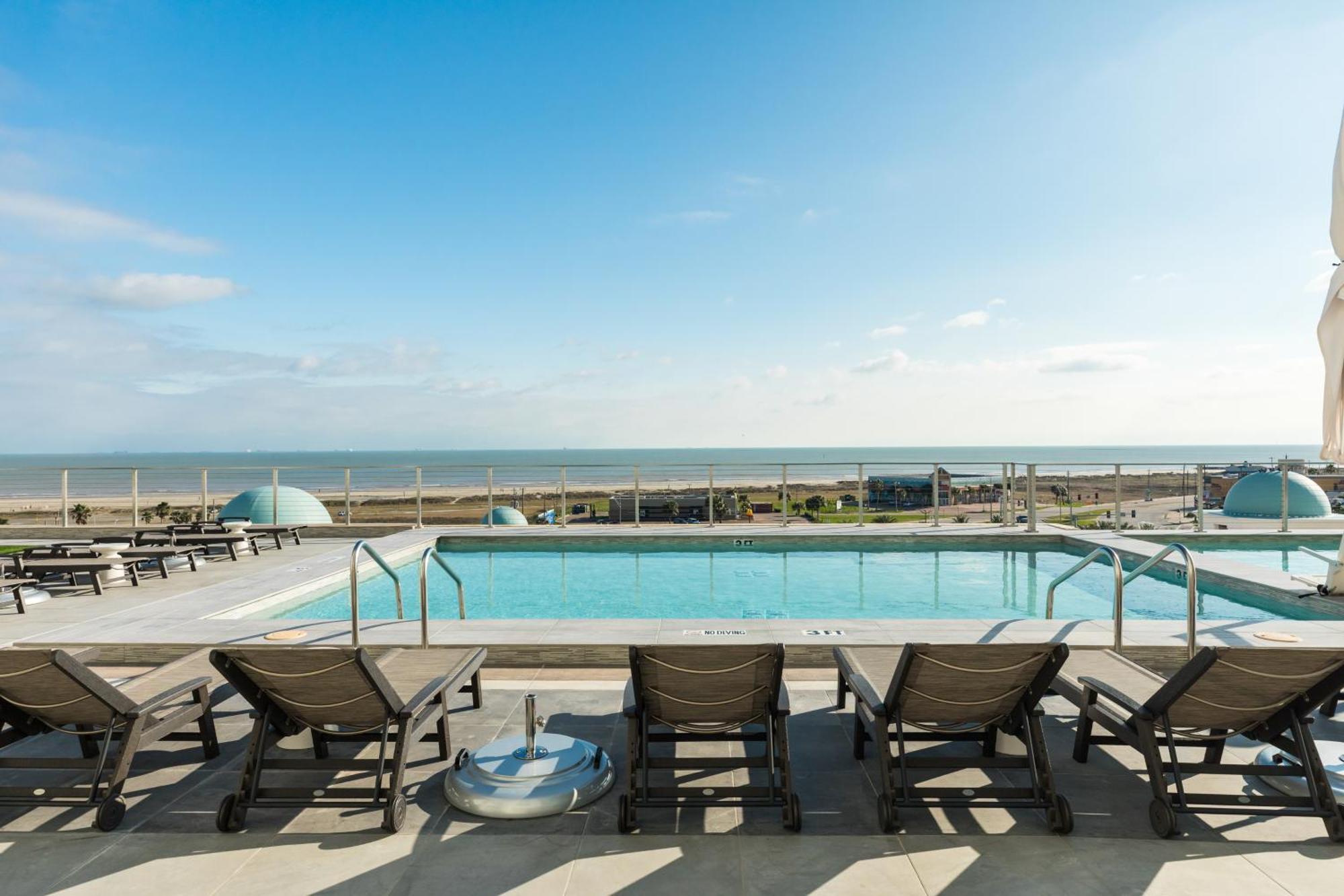 Emerald By The Sea Retreat Galveston Exterior photo