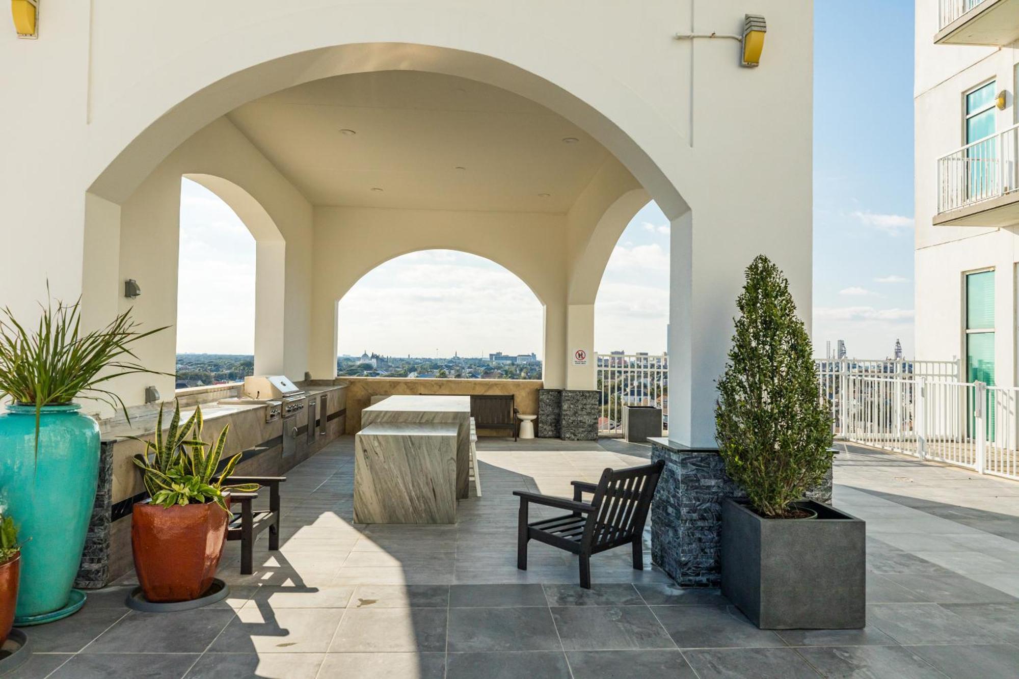 Emerald By The Sea Retreat Galveston Room photo